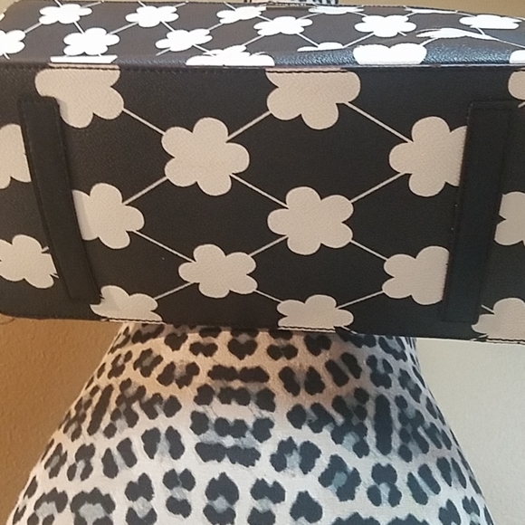 Kate Spade purse/bag - Picture 7 of 8